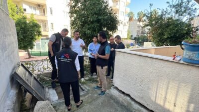 Mersin’de zemin çökmesi nedeniyle 40 kişinin tedbir amaçlı tahliye edildiği