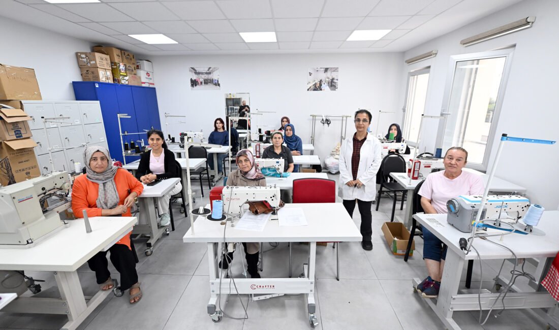 Mersin Büyükşehir Belediyesi, sosyal belediyecilik anlayışıyla vatandaşların mesleki gelişimlerine katkı