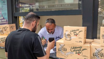 Mersin Büyükşehir Belediyesi, sosyal belediyeciliği yalnızca ekonomik desteğe indirgemeyen hizmet
