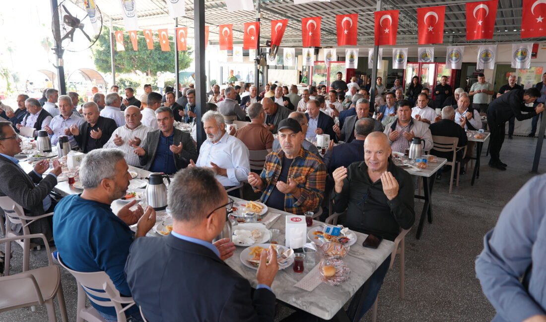 Erdemli’de birlik beraberlik rüzgarı Erdemli Belediyesi Muhtarlar Günü Buluşması’nda, yerel yönetim ile muhtarlar arasında