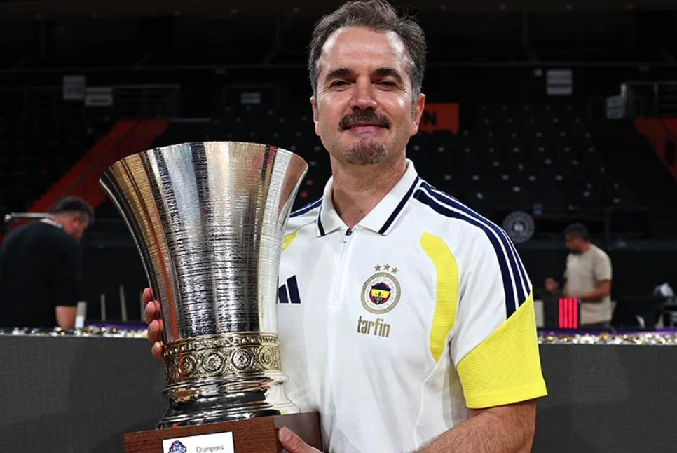 Fenerbahçe Tarfin  Başantrenörü Ahmet Çakı, maçın ardından Fenerbahçe Televizyonu’na konuştu.