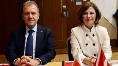 ESKİŞEHİR BÜYÜKŞEHİR BELEDİYE BAŞKANI AYŞE ÜNLÜCE TBB BAŞKAN VEKİLİ SEÇİLDİ Türkiye Belediyeler Birliği (TBB) Meclis Toplantısında yapılan oylamada Eskişehir Büyükşehir