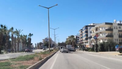 Dün sağanak yağış ve selin etkili olduğu Mersin’de bugün güneşli