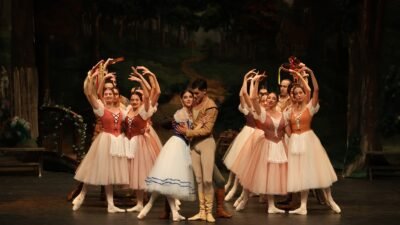 Mersin Devlet Opera ve Balesi, klasik bale repertuvarının en seçkin