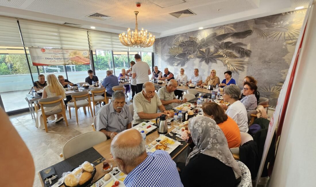 MERSİN’DE DÜNYA YAŞLILAR GÜNÜ’NE ÖZEL KAHVALTI 1 Ekim Dünya Yaşlılar Günü kapsamında Mersin Gündüzlü Bakım ve