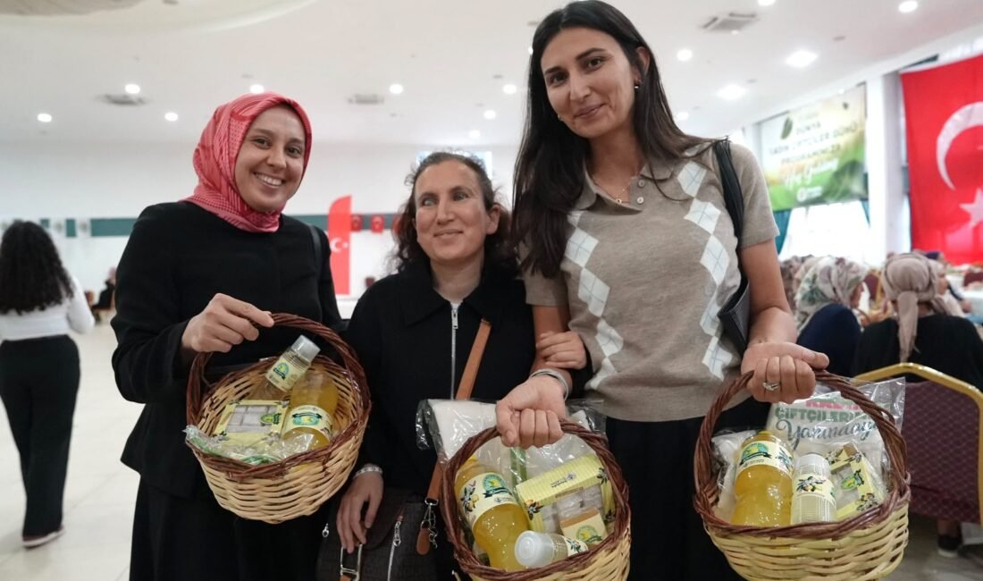 Erdemli Belediyesi üreten kadınların yanında Erdemli Belediyesi ilçe tarihinde bir ilke imza atarak kadın çiftçileri,