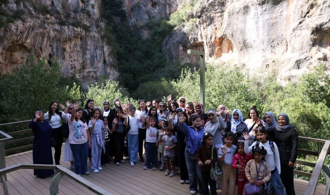 AKDENİZ BELEDİYESİNDEN ANNE-KIZLARA ÖZEL DÜNYA KIZ ÇOCUKLARI GÜNÜ ETKİNLİĞİ Akdeniz Belediyesi Kadın ve Aile Hizmetleri Müdürlüğü koordinasyonunda yürütülen “Kırsal