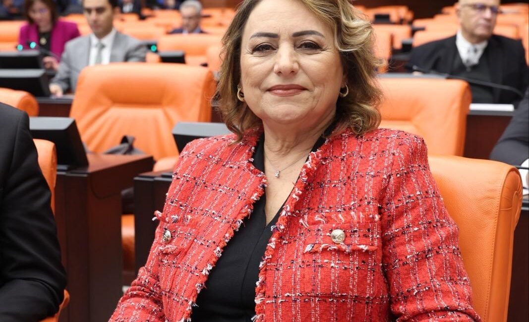 “Çukurova’da çiftçi bitti, sayın bakan; üretici can çekişiyor!” CHP Adana Milletvekili, TBMM Başkanlık Divanı Üyesi Dr. Müzeyyen Şevkin,