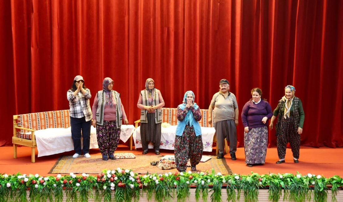 Toroslar Belediyesi, kültür ve sanat etkinlikleriyle toplumsal sorunlara dikkat çekmeye,